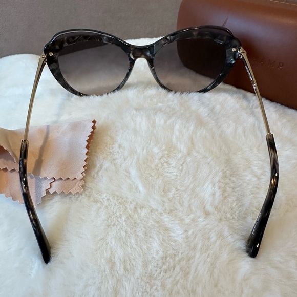 Longchamp Women’s Sunglasses Worn Once Model LO617S Color 038 Marble Gray - Picture 4 of 9